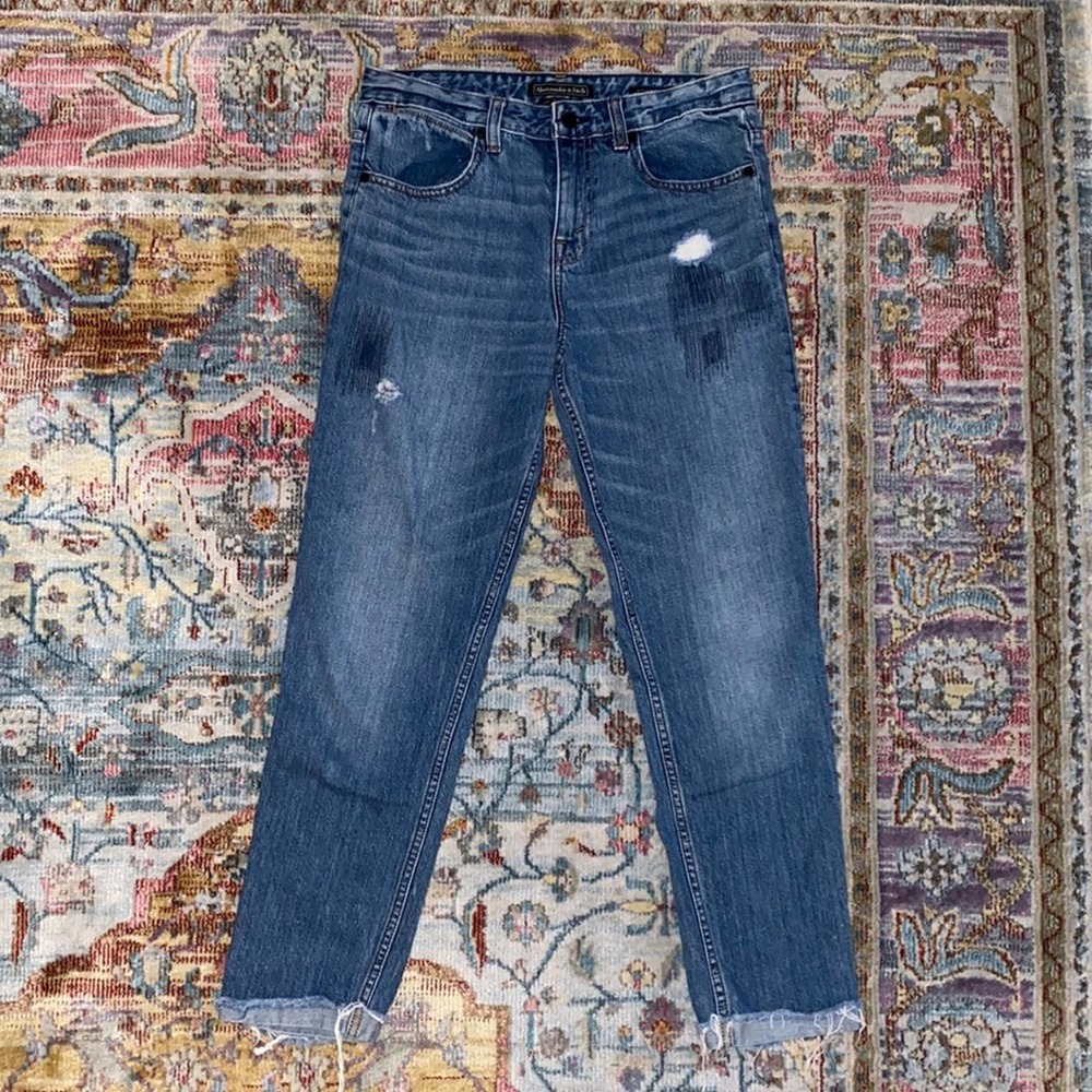 Abercrombie & Fitch | Signature Collection Ankle Straight Jean Size 27